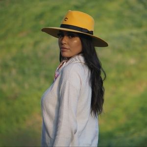 Meet your Posher, Rocio